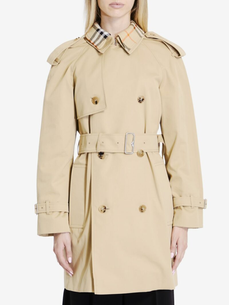 Burberry Women's Double-Breasted Button Fastening Belted Coat in Beige | Size 10 | 8094940B8626